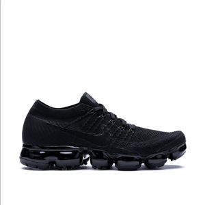 Nike Air VaporMax Triple Black